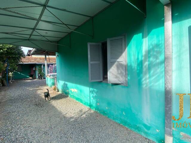 Casa para Venda em Balneário Barra do Sul - 2