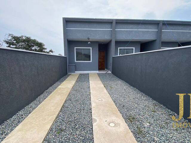 #009 - Casa para Venda em Balneário Barra do Sul - SC - 2