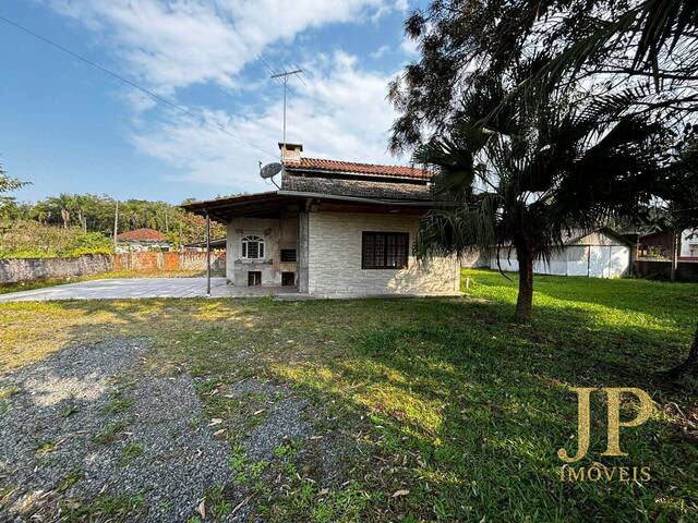 #012 - Casa para Venda em Balneário Barra do Sul - SC - 3