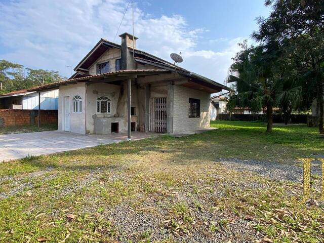 #012 - Casa para Venda em Balneário Barra do Sul - SC - 2