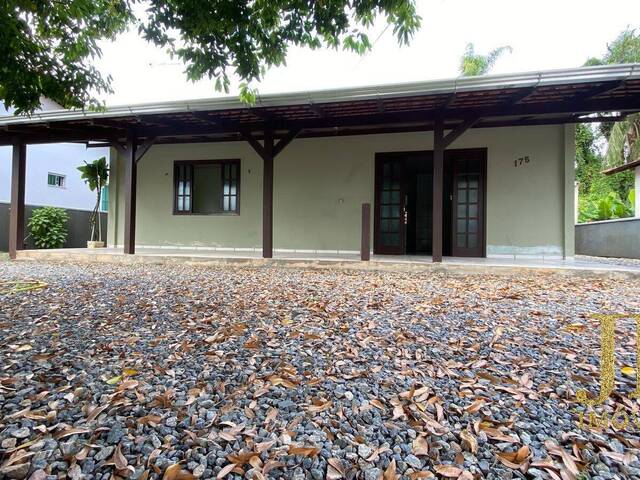 #018 - Casa para Venda em Balneário Barra do Sul - SC - 3