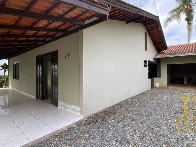 Casa para Venda em Balneário Barra do Sul - 4
