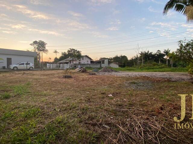 #024 - Área para Venda em Balneário Barra do Sul - SC - 2