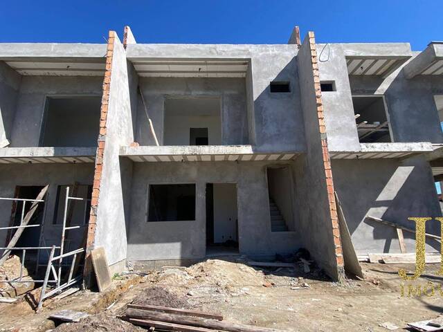 #033 - Casa para Venda em Balneário Barra do Sul - SC - 2