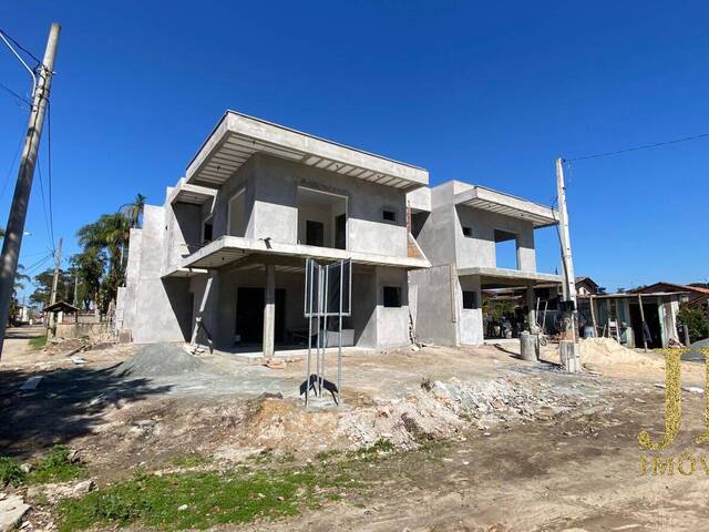 Casa para Venda em Balneário Barra do Sul - 4