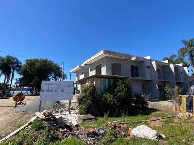 #036 - Casa para Venda em Balneário Barra do Sul - SC - 3