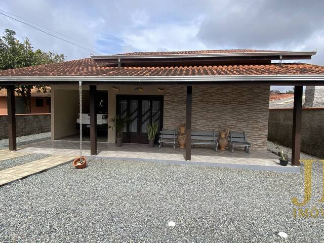 #051 - Casa para Venda em Balneário Barra do Sul - SC - 2