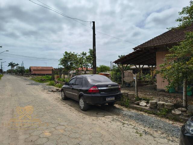 Casa para Venda em Balneário Barra do Sul - 4