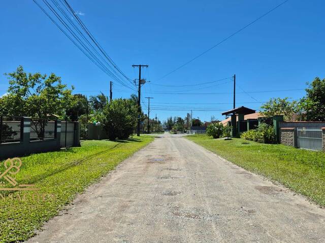 #110 - Casa para Venda em Balneário Barra do Sul - SC - 3