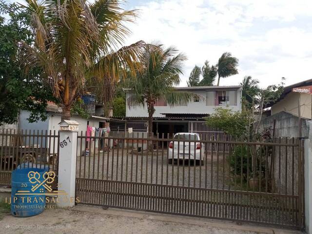 Venda em Pinheiros - Balneário Barra do Sul