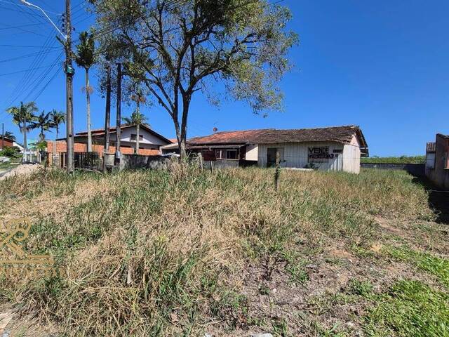 #96 - Casa para Venda em Balneário Barra do Sul - SC