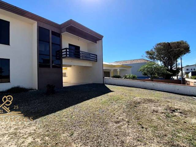 #124 - Sobrado para Venda em Balneário Barra do Sul - SC