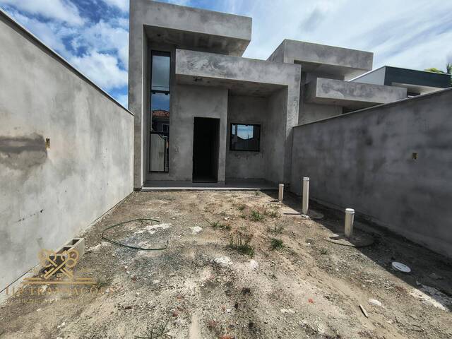 Casa para Venda em Balneário Barra do Sul - 2