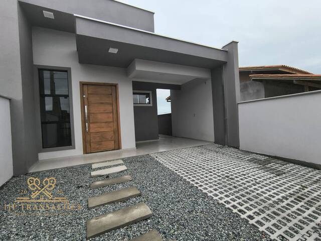 Casa para Venda em Balneário Barra do Sul - 2