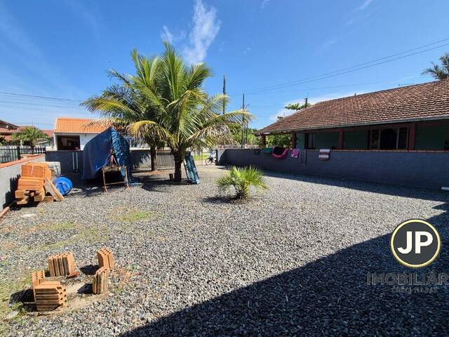 Casa para Venda em Balneário Barra do Sul - 5