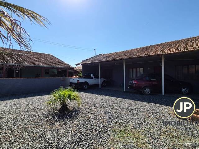 #138 - Casa para Venda em Balneário Barra do Sul - SC - 3