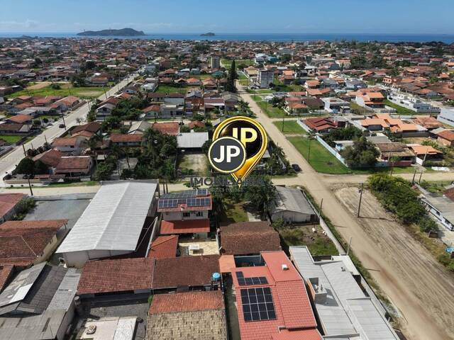 #94 - Casa para Venda em Balneário Barra do Sul - SC - 2