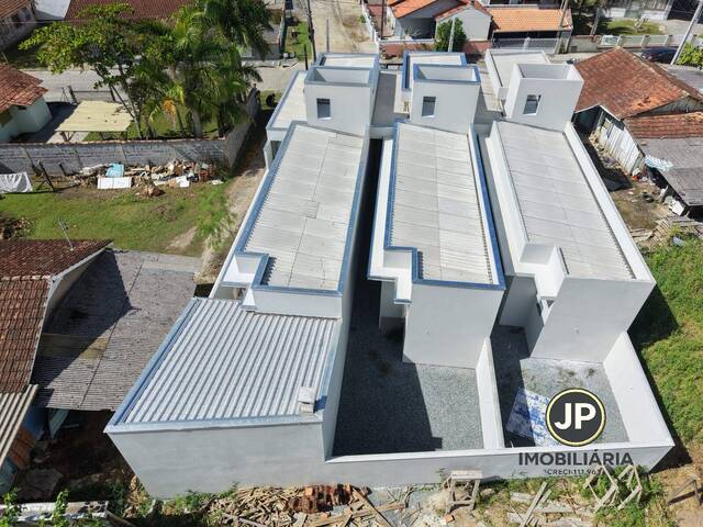#134 - Casa para Venda em Balneário Barra do Sul - SC - 3