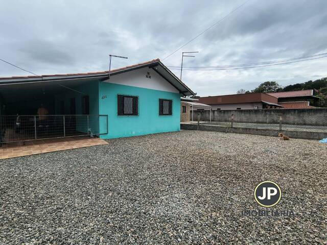 #144 - Casa para Venda em Balneário Barra do Sul - SC - 2