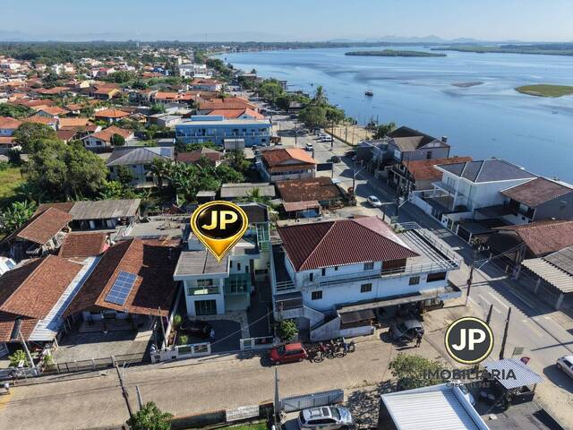 #150 - Casa para Venda em Balneário Barra do Sul - SC - 2