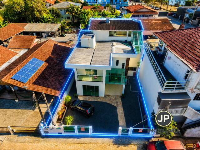Casa para Venda em Balneário Barra do Sul - 4