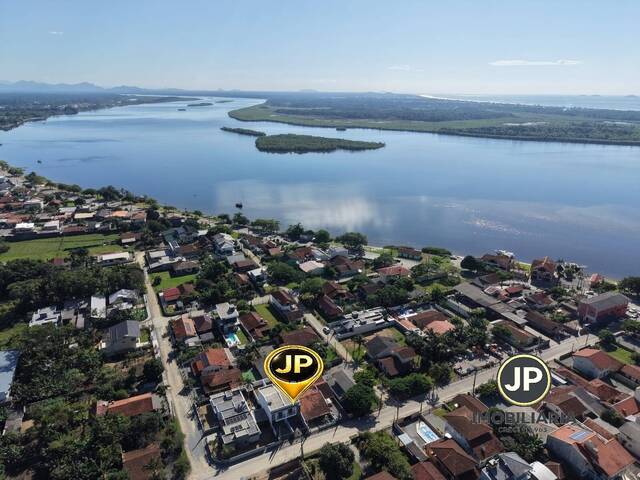 Venda em Costeira - Balneário Barra do Sul