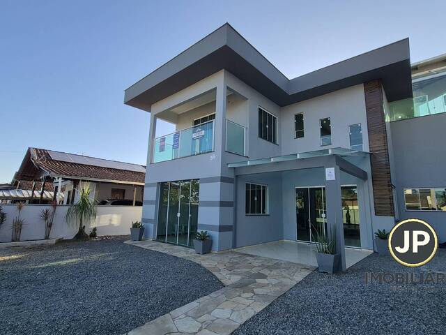 #150 - Casa para Venda em Balneário Barra do Sul - SC - 1