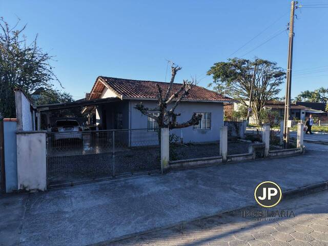 Casa para Venda em Balneário Barra do Sul - 3