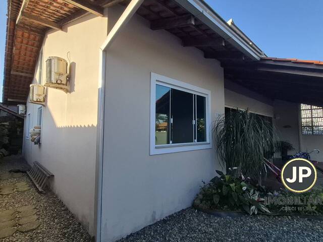 #200 - Casa para Venda em Balneário Barra do Sul - SC - 3