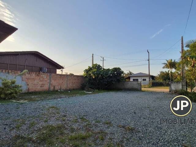 #155 - Casa para Venda em Balneário Barra do Sul - SC - 2